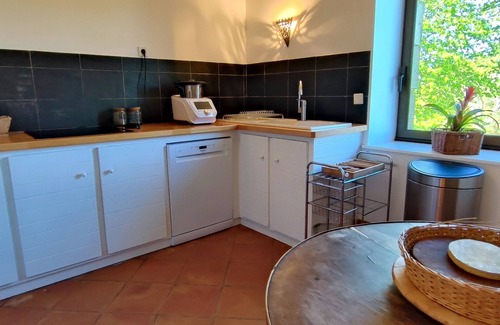 Cenac-et-Saint-Julien Villa | Experience Tranquility at Domaine du Perier with Spa & Pool