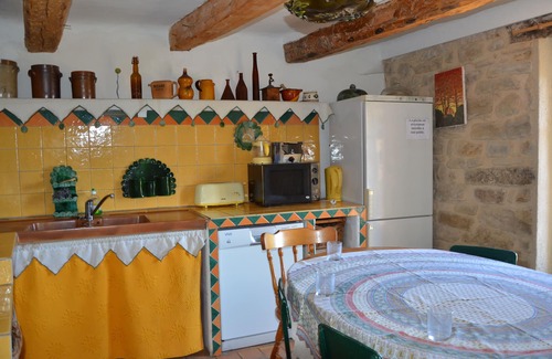 Castellet-les-Sausses Cottage | Relax at Domaine du Fâ: Rural Lodging by Chestnut Grove