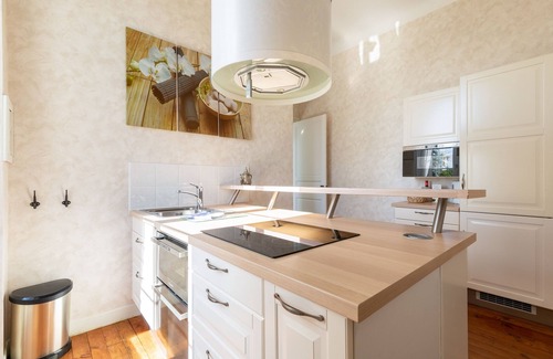 Bidart Hotel | Discover Domaine De Bassilour: 4-Star Retreat with Spa & Pool