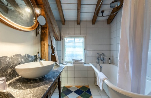 Bidart Hotel | Discover Domaine De Bassilour: 4-Star Retreat with Spa & Pool