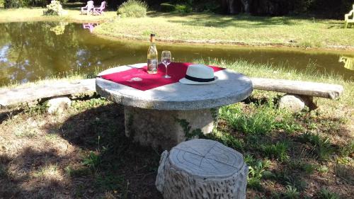 Beaumes-de-Venise Bed & Breakfast | Experience Oceanfront Bliss at Domaine de Bellevue