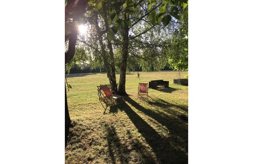 Cravans House | Domaine de Chabanais, 25 min from the sea