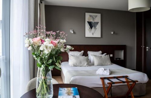 Bruz Hotel | Relax at Domaine de Cicé-Blossac: Resort, Spa & Golf Retreat