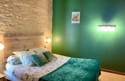 Marcillac-Saint-Quentin Bed & Breakfast | Pet-Friendly Retreat at Domaine de Pech Mortier - 8.6/10