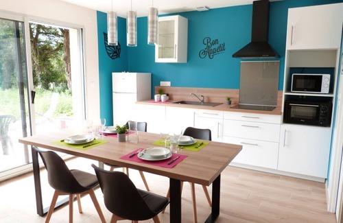 Saint-Pardoux House | Discover Domaine des Hameaux du Lac: Family-Friendly Stay