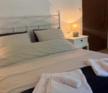 Pont-du-Casse Bed & Breakfast | Domaine de Gargoris - Charmante chambre d'hôtes met privé-terras nabij Agen