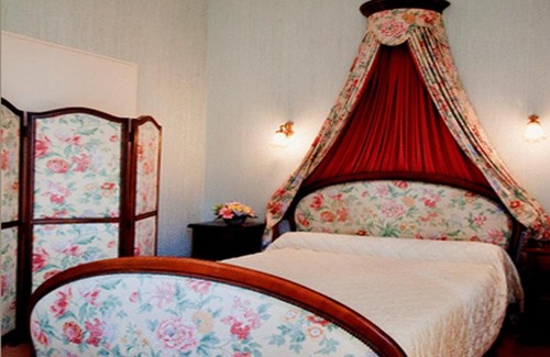 Riec-sur-Belon Hotel | Pet-Friendly Getaway at Domaine De Kerstinec in Kerland