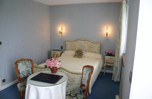 Riec-sur-Belon Hotel | Pet-Friendly Getaway at Domaine De Kerstinec in Kerland