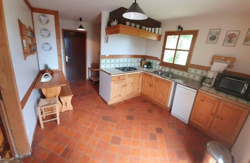 Villard-Reculas Ski Chalet | Chalet at Domaine de l'Alpe d'Huez: Breathtaking Views Await