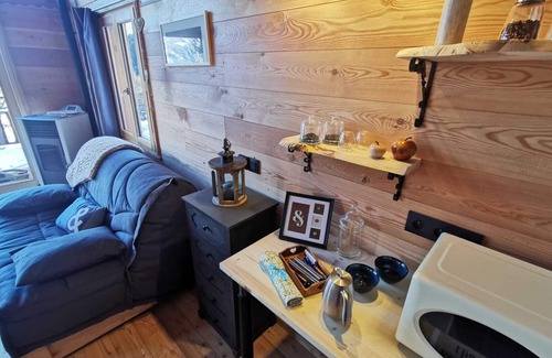Le Lauzet-Ubaye Cabin | Discover Domaine de l'Esperluette - Family-Friendly Retreat