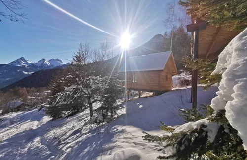 Le Lauzet-Ubaye Cabin | Discover Domaine de l'Esperluette - Family-Friendly Retreat