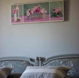 Saint-Medard-d'Eyrans Hotel | Relaxing Oceanfront Escape at Domaine de Larchey