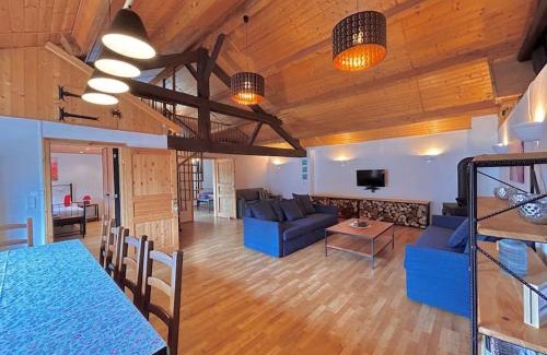Vitrey-sur-Mance House | Experience Relaxation at Domaine de la Mance Gite