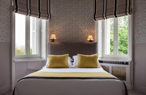 Veigne Hotel | Relax at Domaine de la Tortinière - 4-Star Oceanfront Retreat