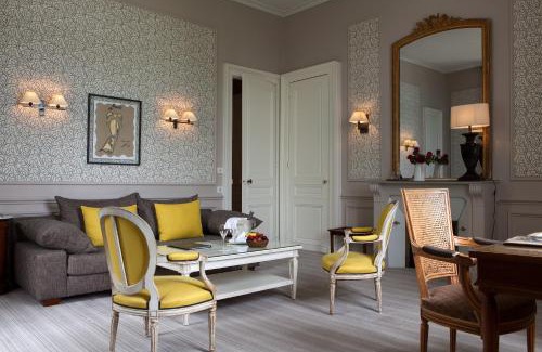 Veigne Hotel | Relax at Domaine de la Tortinière - 4-Star Oceanfront Retreat