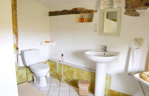 Rieucros Bed & Breakfast | Highly Rated Domaine de Marlas B&B with Pool & Spa Access