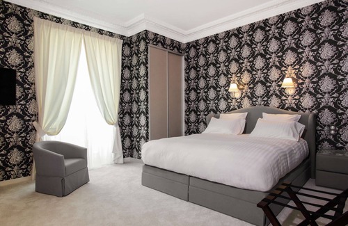 Sanilhac Bed & Breakfast | Guest Rated 10/10: Domaine De Pouzelande B&B with Spa & Pool