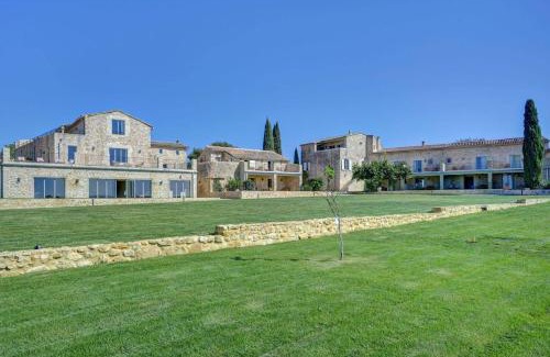 Garrigues-Sainte-Eulalie Hotel | Experience Oceanfront Bliss at Domaine de Privadière