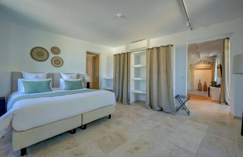 Garrigues-Sainte-Eulalie Hotel | Experience Oceanfront Bliss at Domaine de Privadière