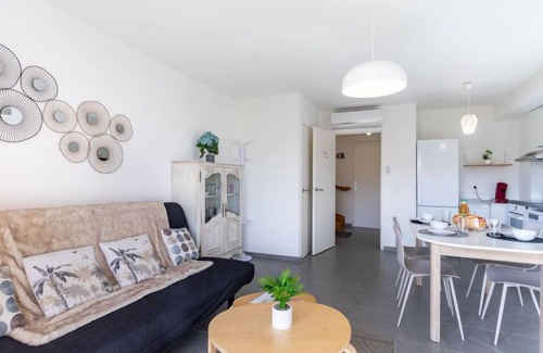 Grimaud House | Experience Domaine des fées: Oceanfront Paradise Awaits