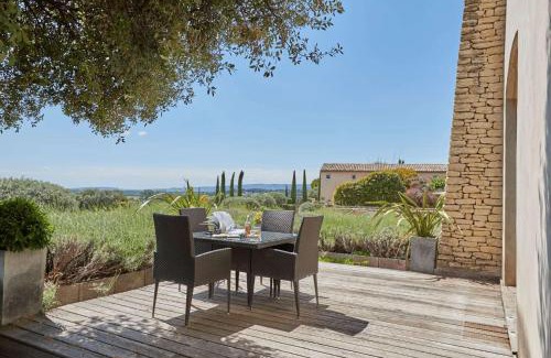 Saint-Saturnin-les-Apt Resort | Exclusive Oceanfront Retreat at Domaine des Andéols