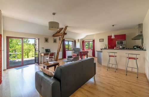Ajat House | Indulge in Relaxation at Domaine Des Ormeaux Resort