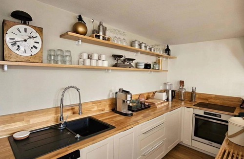 Droue-sur-Drouette House | Domaine Des Pousses