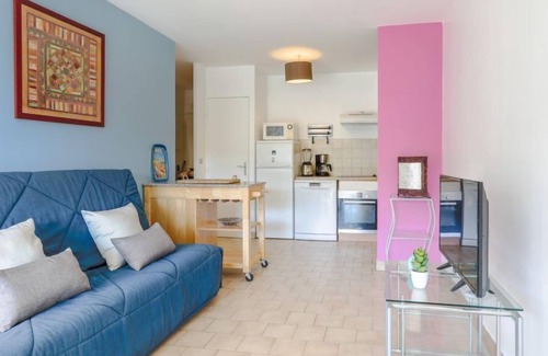 Fabron Apartment | Discover Domaine du Clairfontaine with Oceanfront Amenities