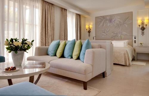 Saint-Paul-de-Vence Hotel | Experience Elegance at Domaine du Mas De Pierre Hotel