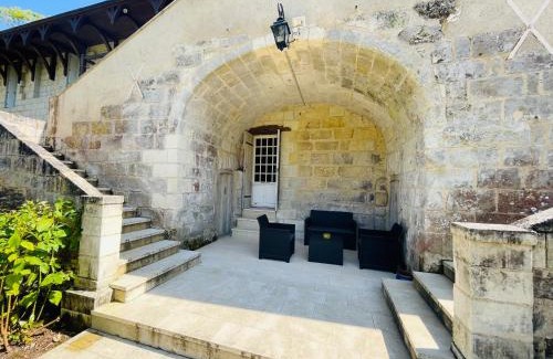 La Bohalle House | Discover Domaine Jeanne de Laval: Oceanfront & Poolside Retreat