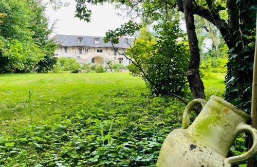 La Bohalle House | Discover Domaine Jeanne de Laval: Oceanfront & Poolside Retreat
