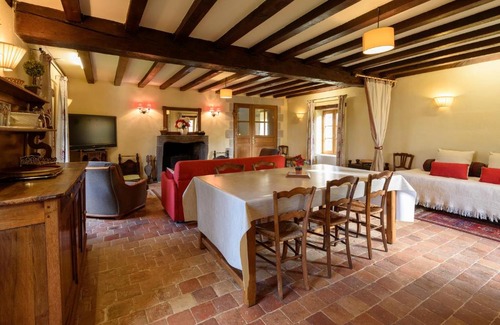 Toulon-sur-Allier House | Oceanfront Retreat at Domaine La Carrière - Rated 8.9/10