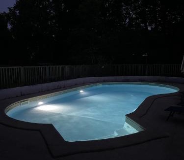 Le Temple-sur-Lot Bed & Breakfast | Experience Domaine La Gazaille de Camille with Ocean Views