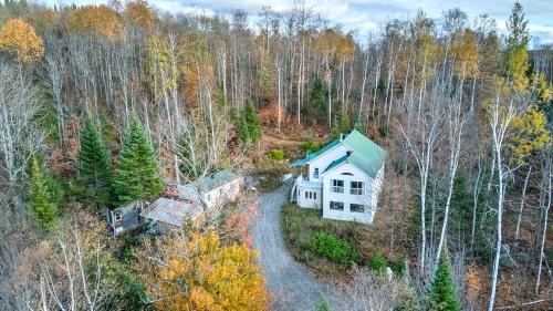 Chertsey House | Discover Domaine La Source du Coeur: Ocean View Retreat