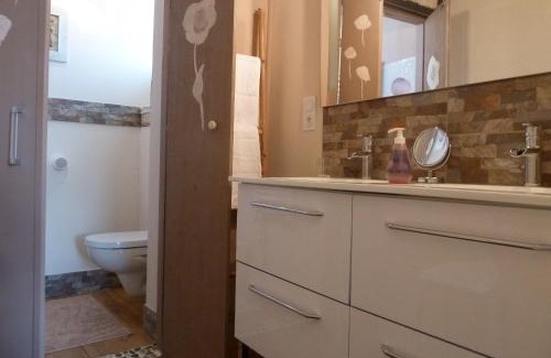 Villenouvelle Bed & Breakfast | Experience Maison Le Village: Oceanfront Oasis with Pool
