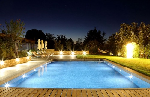 Fuveau Cottage | Domaine Rampale Lodge: Relax by the Heated Pool, Aix-Marseille