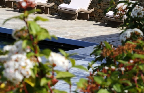 Fuveau Cottage | Domaine Rampale Lodge: Relax by the Heated Pool, Aix-Marseille