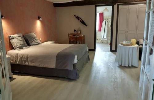 Aignan Bed & Breakfast | Charming Domaine Sainte Barthe with Pool & Ocean Views