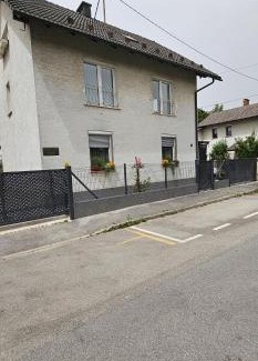 Ljubljana Apartment | Child-Friendly Domas RD Apartment with High Guest Ratings