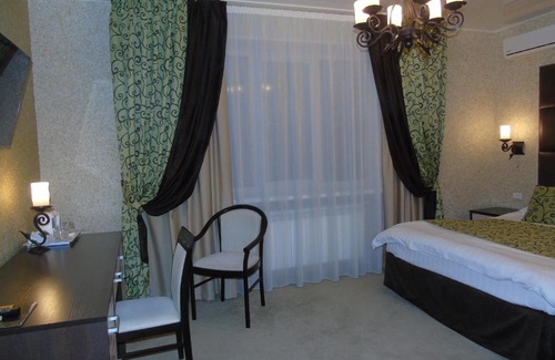 Ukhta Hotel | Guest Rated 10/10 at Domashny Ochag with Breakfast Included
