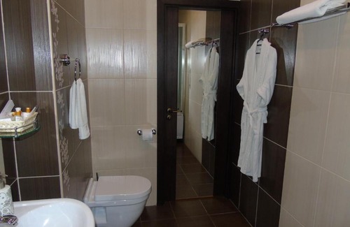 Ukhta Hotel | Guest Rated 10/10 at Domashny Ochag with Breakfast Included