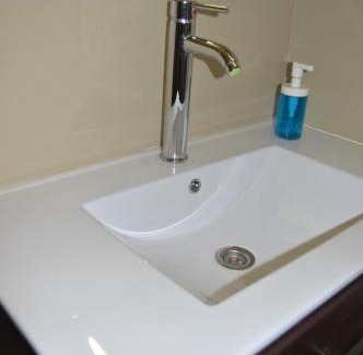 Santa Isabel House | Budget-Friendly Stay at Wallis Rato with Family Amenities