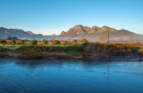 Paarl Other | Unforgettable Dome Glamping SA: Hot Tub & Breakfast Included
