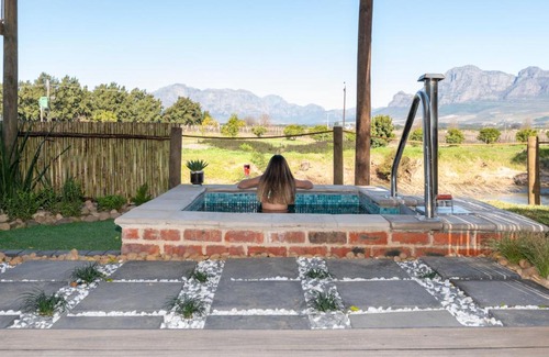 Paarl Other | Unforgettable Dome Glamping SA: Hot Tub & Breakfast Included