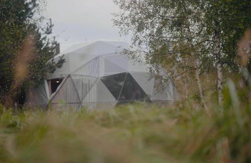 Pohja-Parnumaa Parish House | Dome house expierence near the river with sauna