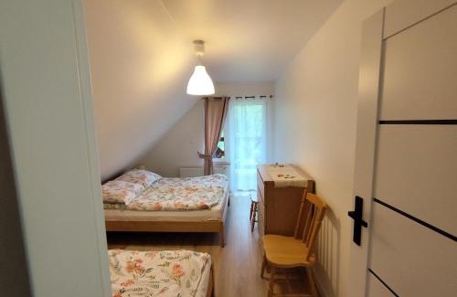 Bystrzyca Kłodzka House | Discover Family-Friendly Relaxation at Domek Źródełko