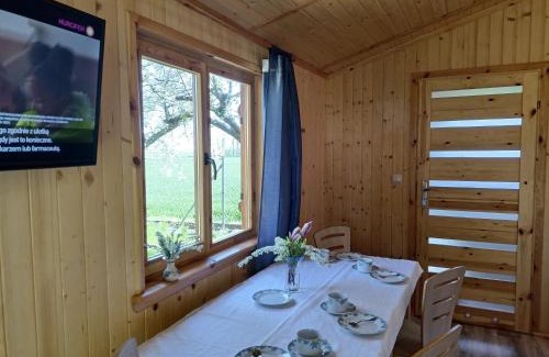 Znin Cabin | Explore Domek 2 w Rancho Żnin: Pet & Child Friendly Stay