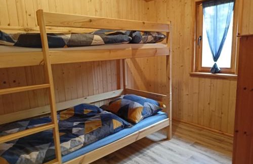 Znin Cabin | Explore Domek 2 w Rancho Żnin: Pet & Child Friendly Stay