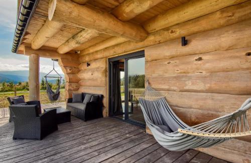 Zawoja Ski Chalet | Top-Rated Domek Asina Chata Zawoja: Family-Friendly Retreat