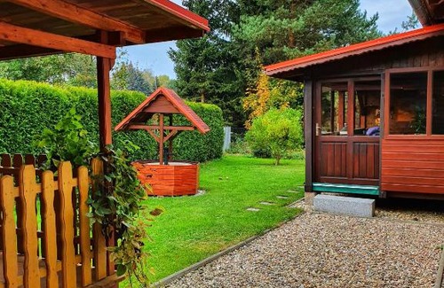 Sluknov House | Relaxing Domek Císařský with Hot Tub & Family Amenities